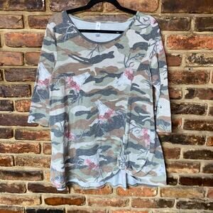 Paisley Grace Camo Bull Floral Antler Knot Waist Top Women's Size Medium